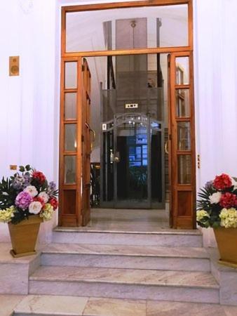 Miramare 4* Neapel